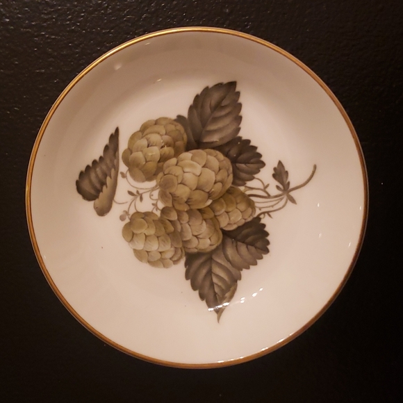 Royal Worcester Other - Royal Worcester Mathon Hop Plate Dish 1965 England